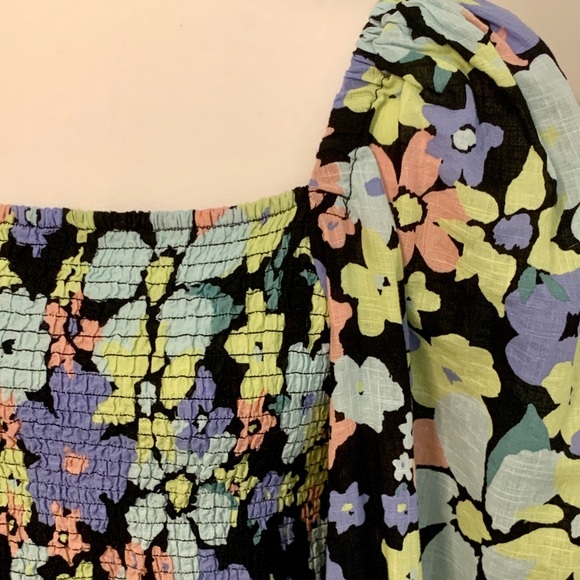 NWOT Free People Ariana Printed Smocked Top Size Medium - Picture 5 of 5